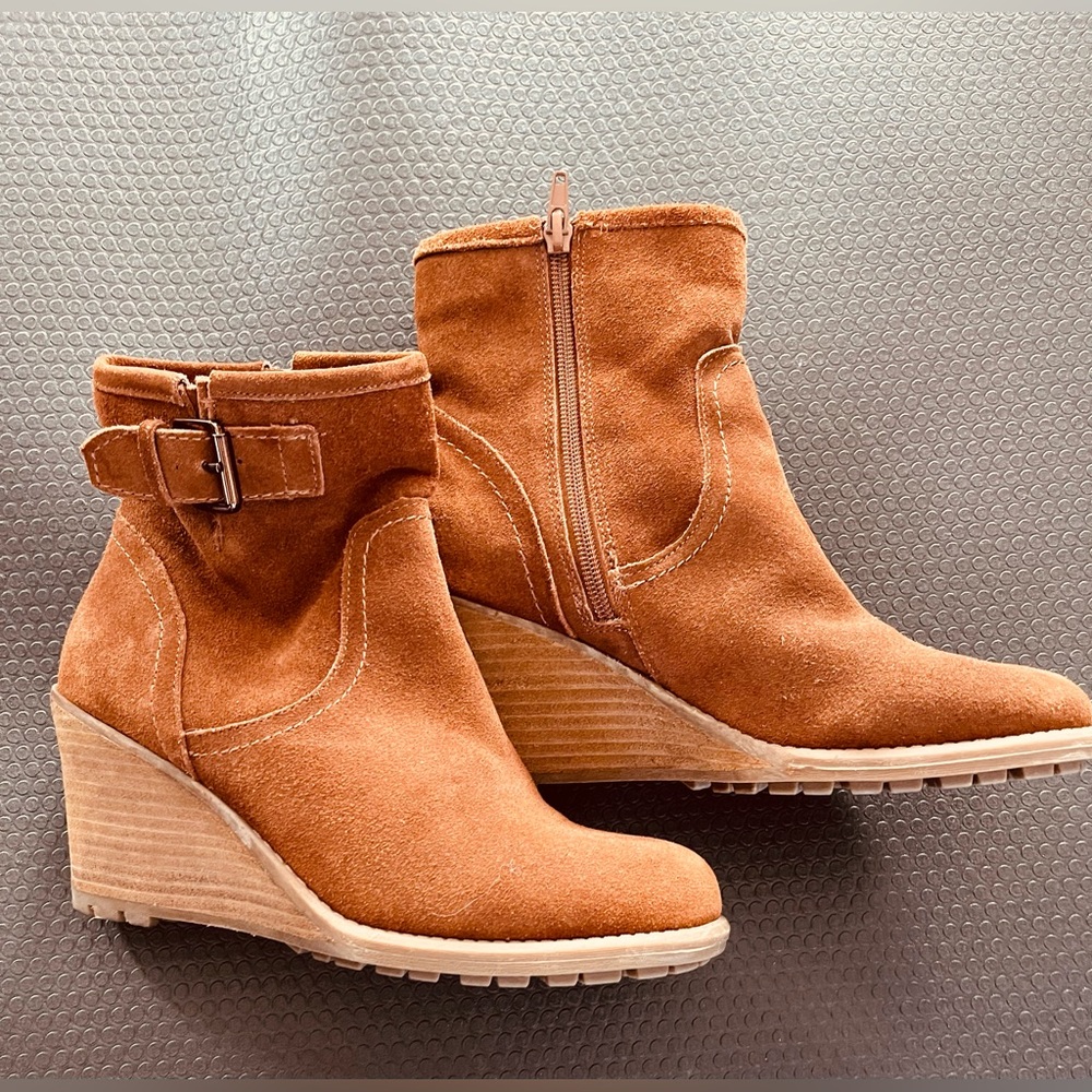 Carlos by Carlos Santana wedge booties